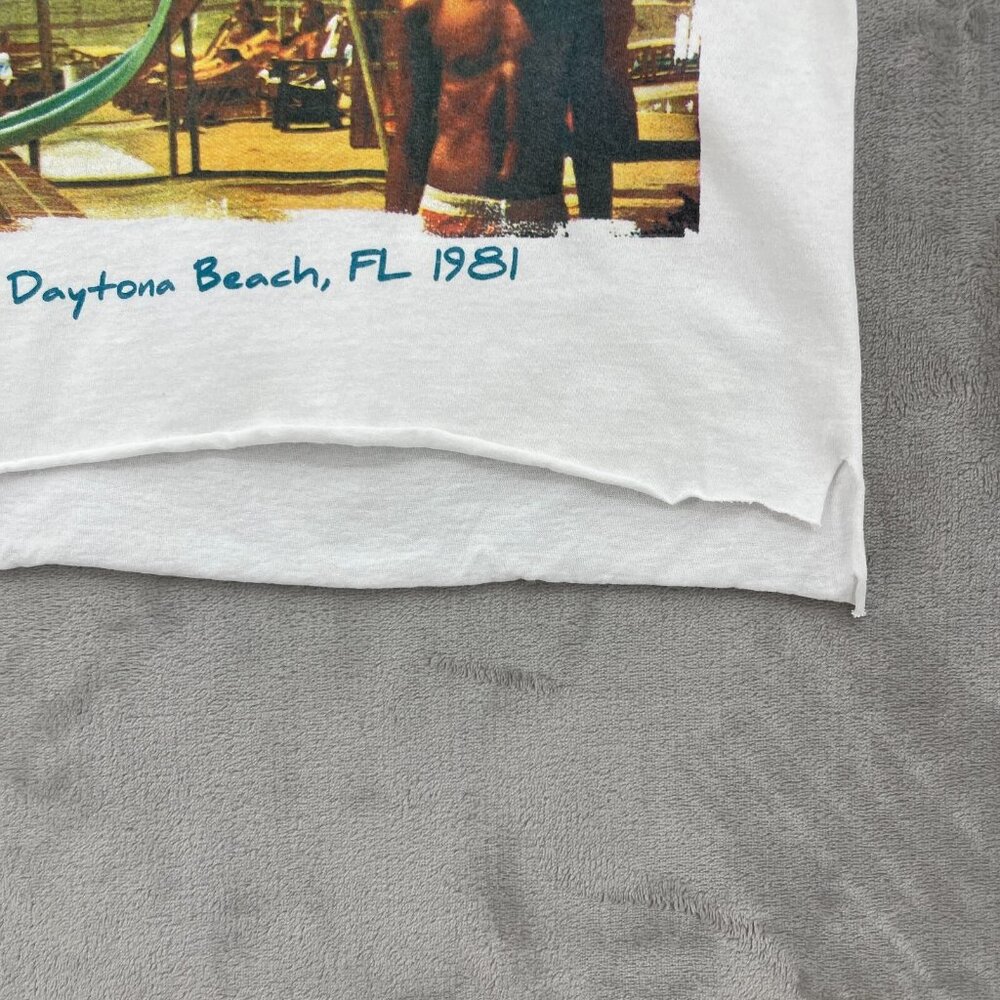 Kenny Chesney Daytona Beach, FL 1981 Double Sided Ringer Tee Shirt - Picture 4 of 9